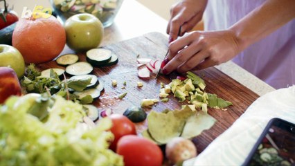 A Few Simple Tips To Help You Cook More at Home