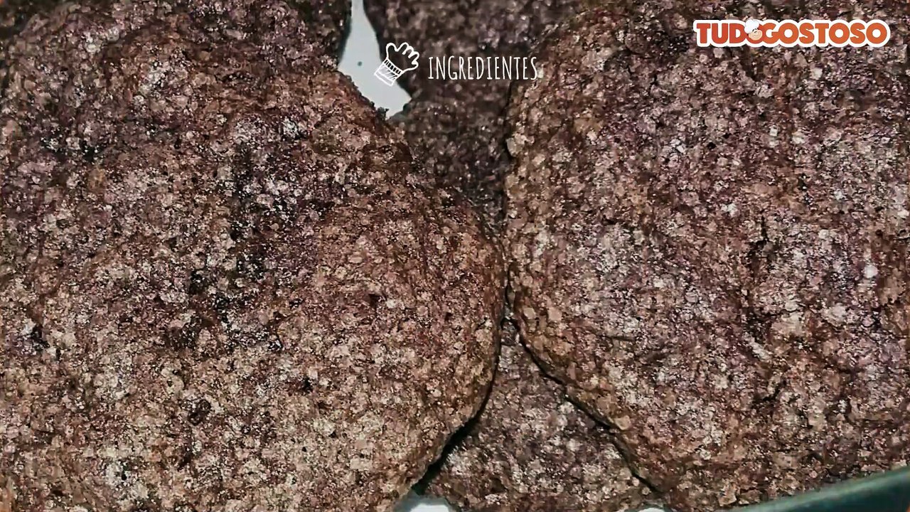 Cookie com massa de bolo