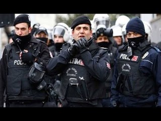 الشرطة التركية تفض مسيرة المحامين لأنقرة