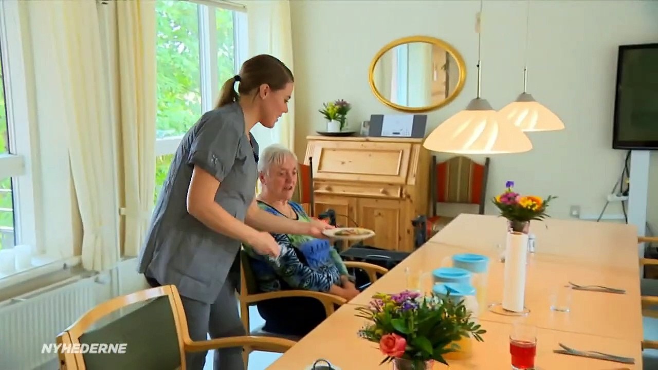 19 Nyhederne med Vejret | Troels Mylenberg & Peter Tanev | 1 Januar 2022 | EJ intro & EJ outro | TV2 Play @ TV2 Danmark