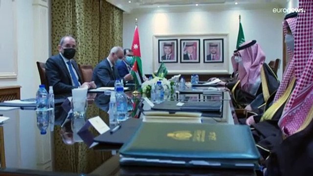 شاهد: السعودية تدعو لتكثيف الجهود لمنع إيران من امتلاك سلاح نووي