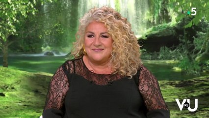 Marianne James assume de souhaiter recourir à la chirurgie esthétique