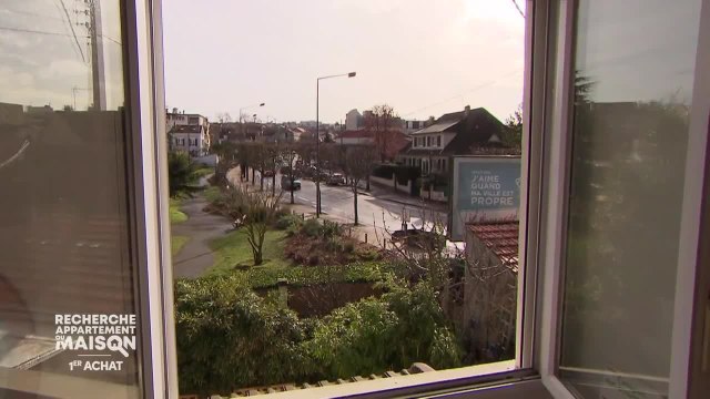 Stéphane Plaza perd patience face à une famille trop exigeante dans Recherche appartement ou maison