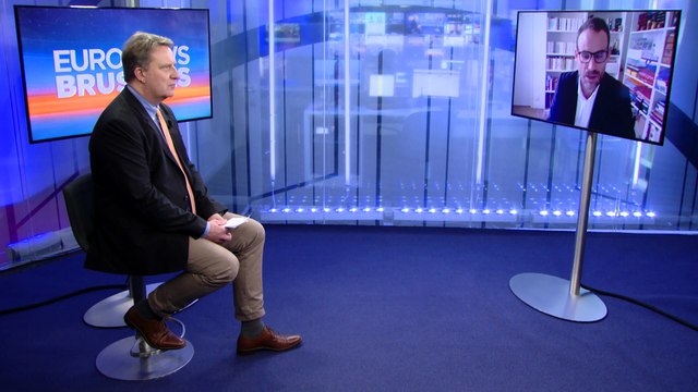 Евросоюз и США раздельно поддерживают Украину