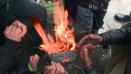 VIDEÓ: A gyerekek már hógolyóznak Afganisztánban