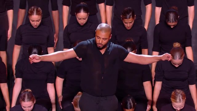 Exclu. Incroyable talent : Hélène Ségara complètement émerveillée par la prestation folle de Sadeck