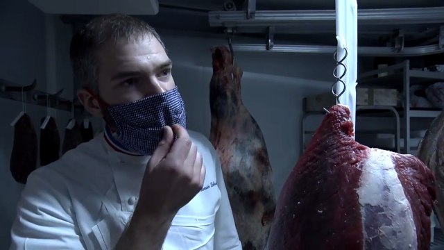 Un boucher s'emporte contre le marché de la fausse viande dans Capital sur M6