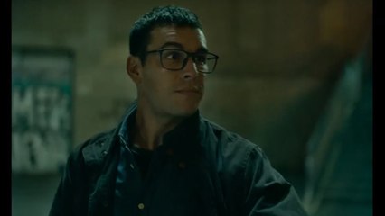 Cross the line (Bande-Annonce avec Mario Casas, Elisabeth Larena)