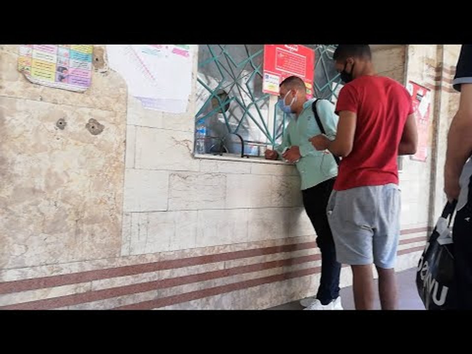 تاني يوم غرامة.. التزام المواطنين بارتداء الكمامة داخل المترو