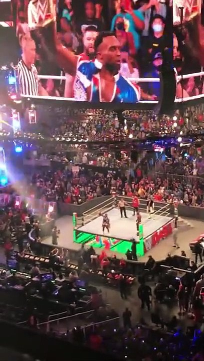 WWE DAY 1
