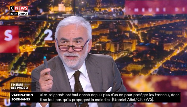 L'heures des pros 2 : Pascal Praud et ses chroniqueurs reprennent une chanson très connue