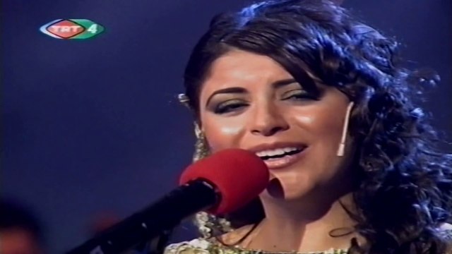 Zara / Ömrüm seni sevmekle nihayet bulacaktır