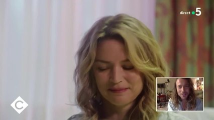 Julien Doré dévoile son nouveau clip avec Viriginie Efira dans C à vous