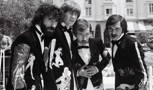 Exclu. Les Charlots, anciens collaborateurs d'Antoine : Les fans de Johnny nous agressaient, on était obligé de se payer des gardes du corps !