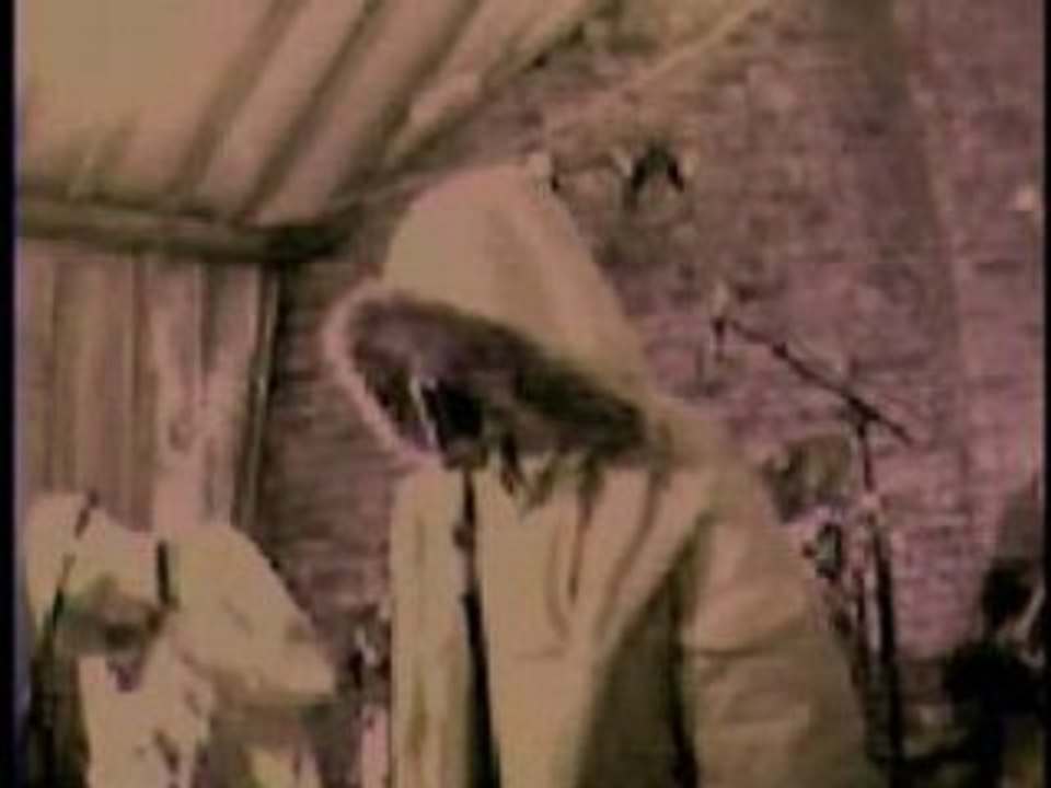 ATTIC ADDICT - SARAZVATI nosenude headlights