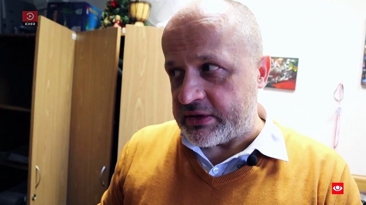 TV-Avisen 18:30 med Sport og Vejr | Erkan Özden samt Tobias Hansen & Søren Jacobsen | 26 December 2021 | EJ intro & EJ outro | DRTV @ Danmarks Radio