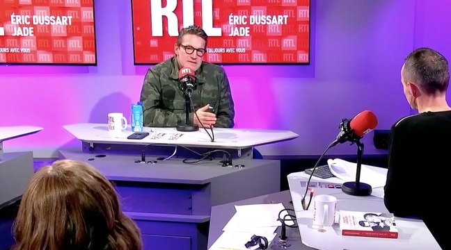 Benjamin Castaldi parle de sa rivalité avec Nikos Aliagas à l'époque où il officiait sur TF1 et de cette émission qu'il aurait adoré présenter