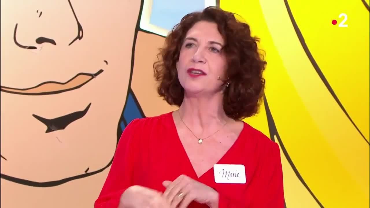 Les Z'amours : le plan drague - bien lourd - d'un candidat maître-nageur dévoilé par sa femme