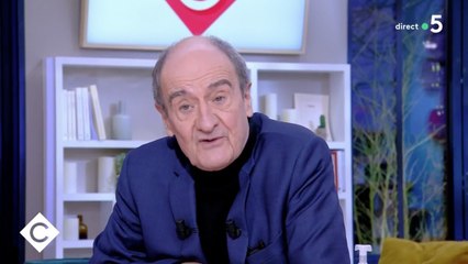 "On a la pétoche" : guéri du Covid, Pierre Lescure fait son retour et témoigne dans C à vous