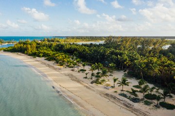 7 Private Islands in the Bahamas for the Ultimate Tropical Escape