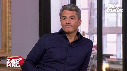 Le ton brusque de Julien Cohen bouscule une vendeuse. Une acheteuse le reprend : "Ce n'est pas très gentil..."