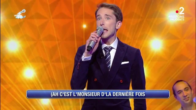 N'oubliez pas les paroles : Arsène déclenche les fous rires avec sa reprise du Téléphone pleure