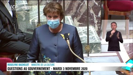 Roselyne Bachelot pousse un cri du coeur en faveur des libraires et du 'click and collect'