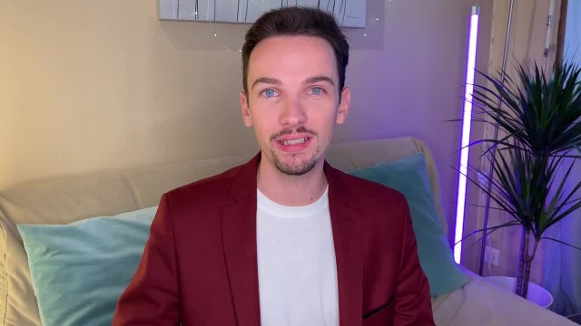 Assister au prochain spectacle de Léo Brière, champion de France de Magie 2019, grâce au Pass Télé-Loisirs !