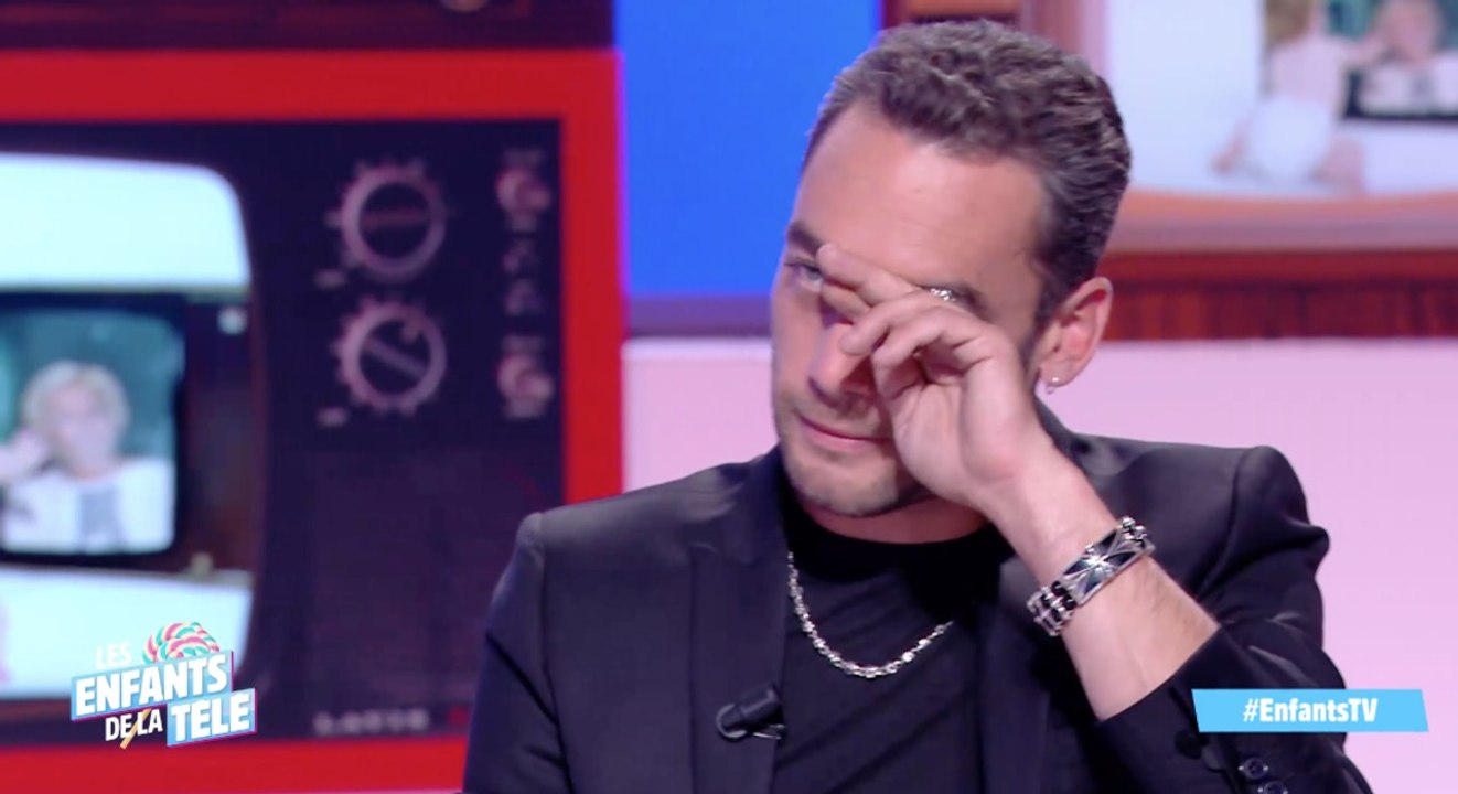Exclu. Jean-Baptiste Guégan en larmes dans Les enfants de la télé ! Découvrez pourquoi le chanteur n'a pu contenir son émotion