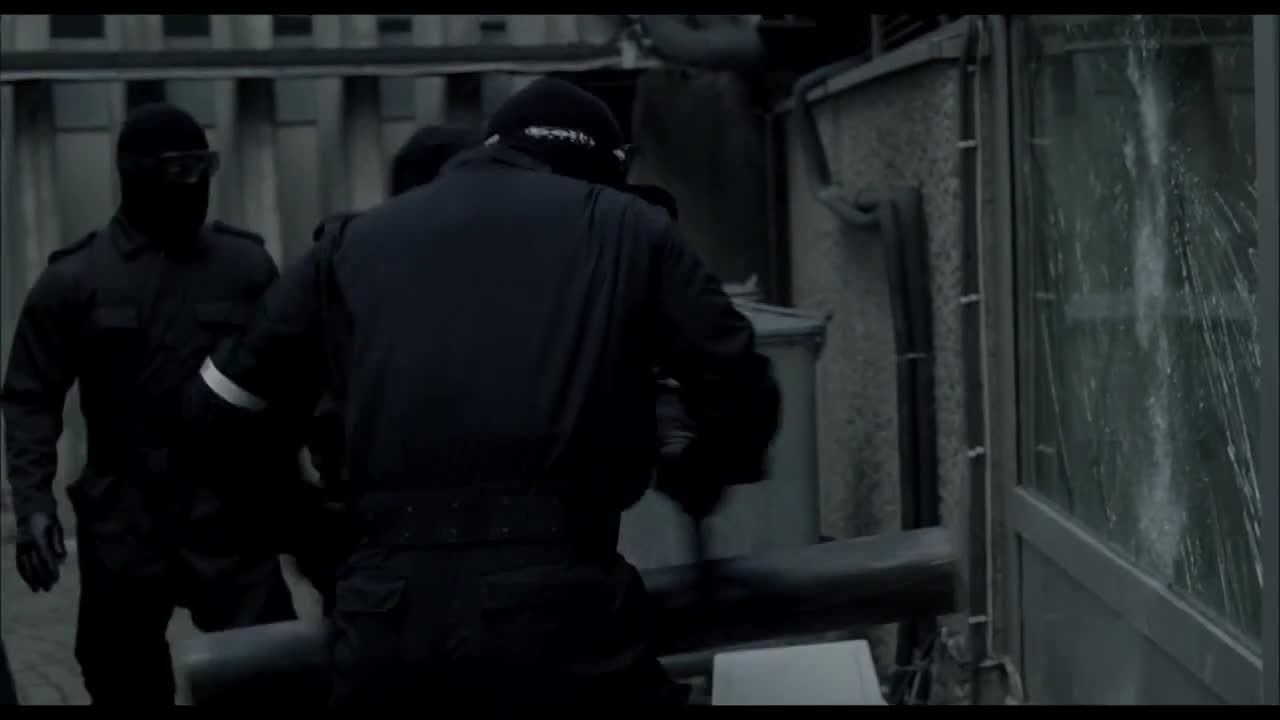 Hold-Up