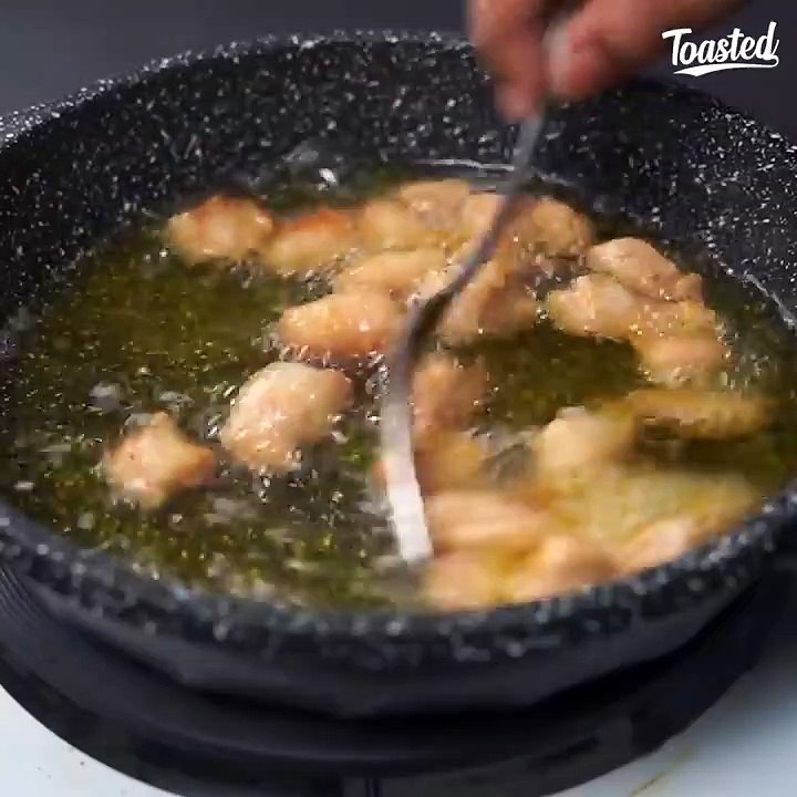 This Garlic Chicken Is So Delicious That I Cook It Almost Every Day.