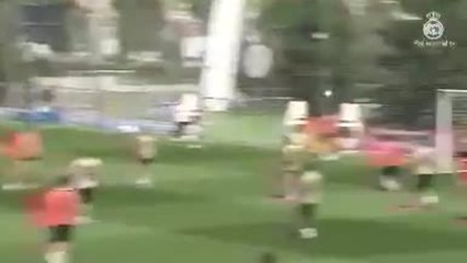 Real Madrid - Le festival offensif des Galactiques à l'entraînement