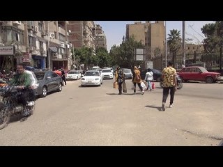 زحام على مكاتب صرف معاشات فوق ٢٠٠٠ جنيه   والمواطنون يشيدون بالنظام