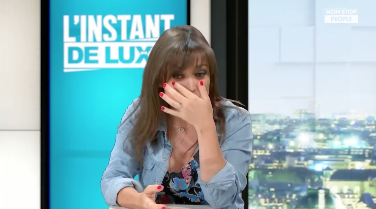 Elsa Esnoult évoque Jean-Luc Azoulay et fond en larmes : "Il a donné un sens à ma vie"