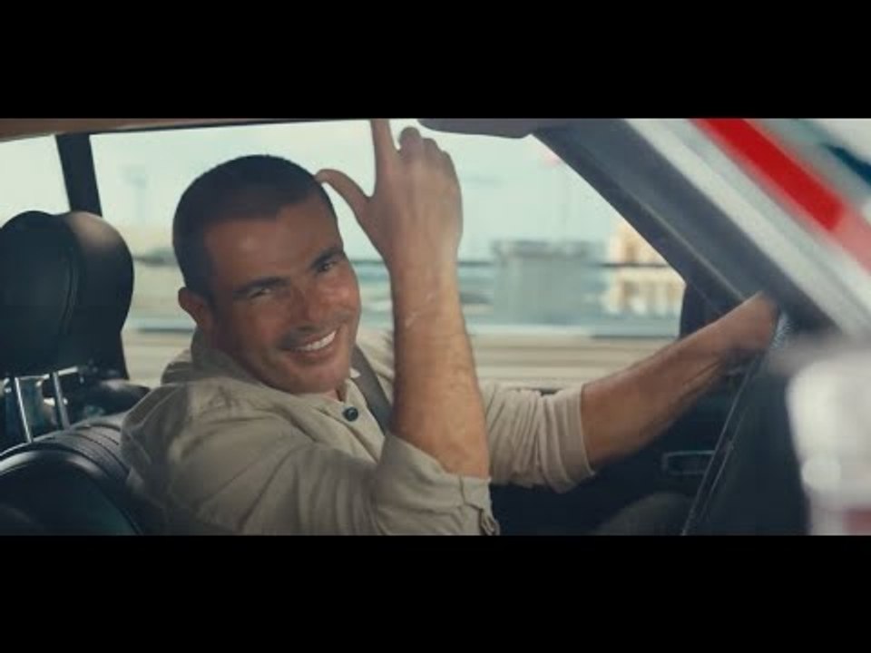 صاحب سيارة يا بلدنا يا حلوة : وافقت يصوروا بيها عشان خاطر الهضبة