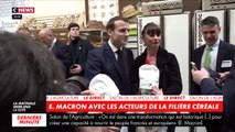 Emmanuel Macron aide deux  fillettes en larmes à retrouver leur maman au Salon de l'Agriculture