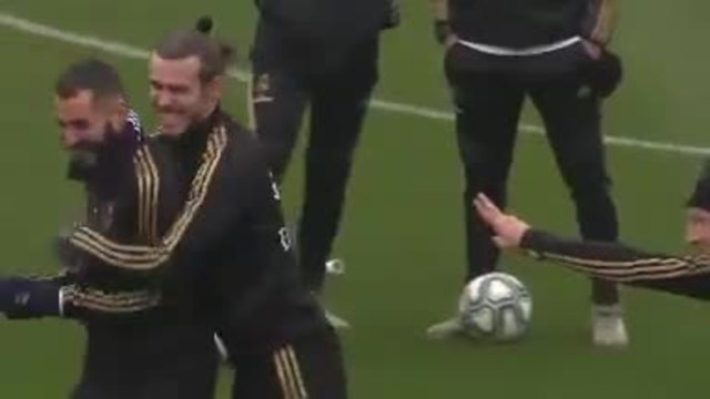 Real - Le brouillard a envahi la Ciudad