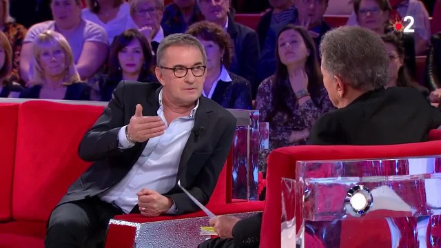 Christophe Dechavanne pourquoi il est très remonté contre Michel Sardou