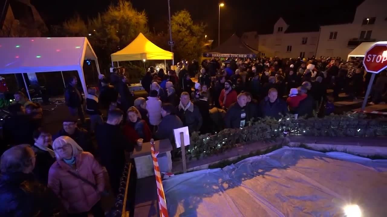 Exclu. Le Noël extraordinaire des Français (6Ter) : pour Noël, une famille strasbourgeoise transforme sa maison en véritable attraction !