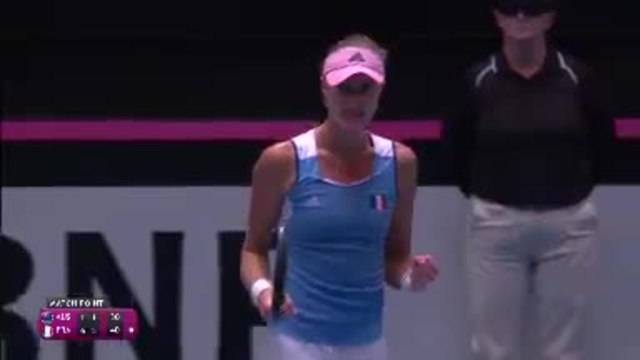 Fed Cup - Mladenovic apporte le premier point, Garcia humiliée