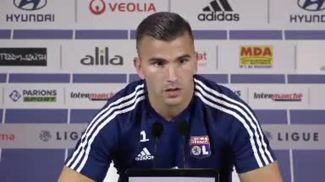 8e j. - Lopes : "Sylvinho va trouver les solutions"