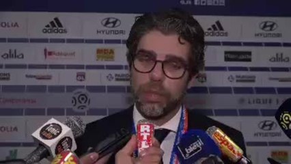 8e j. - Juninho : "L'équipe ne joue jamais bien ensemble"