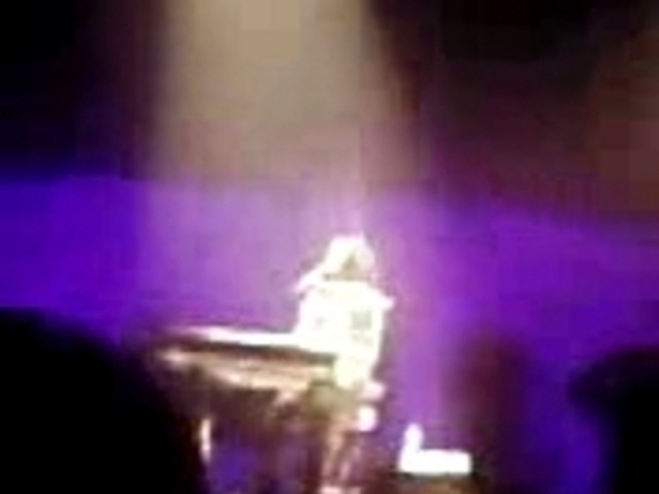 ALICIA KEYS A LYON