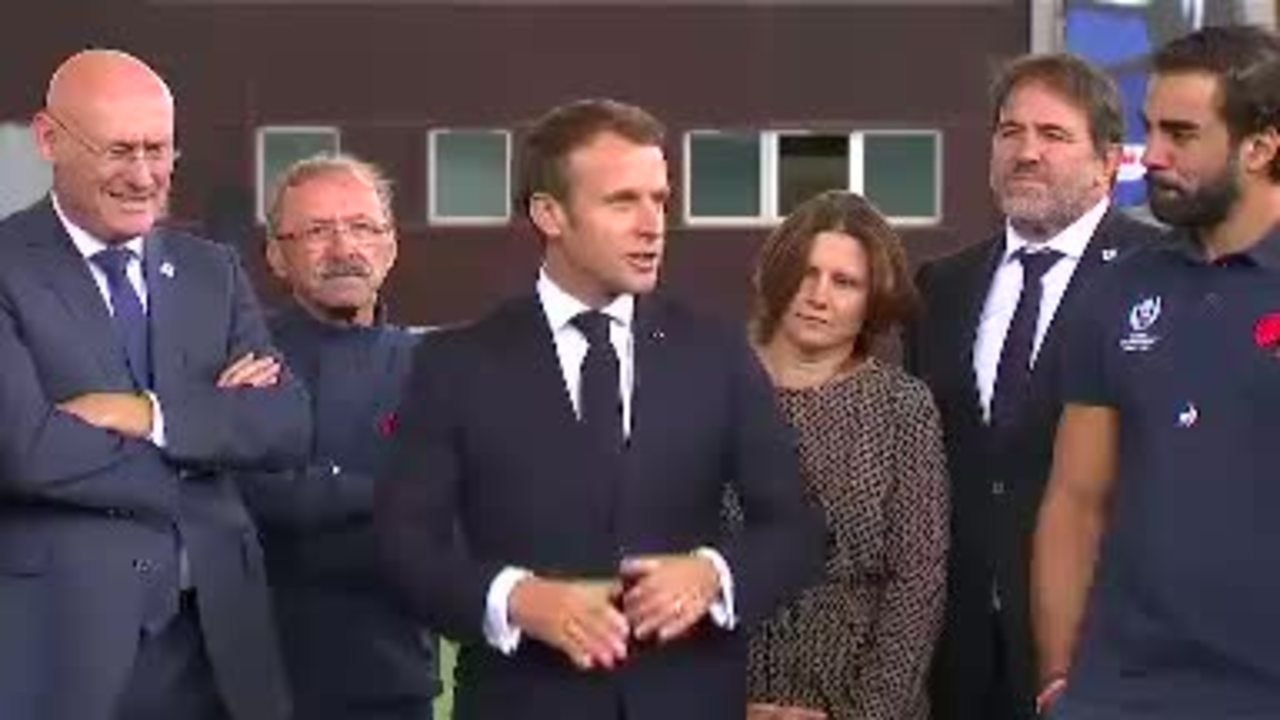 XV de France - Macron : "En sport, rien n'est jamais écrit"
