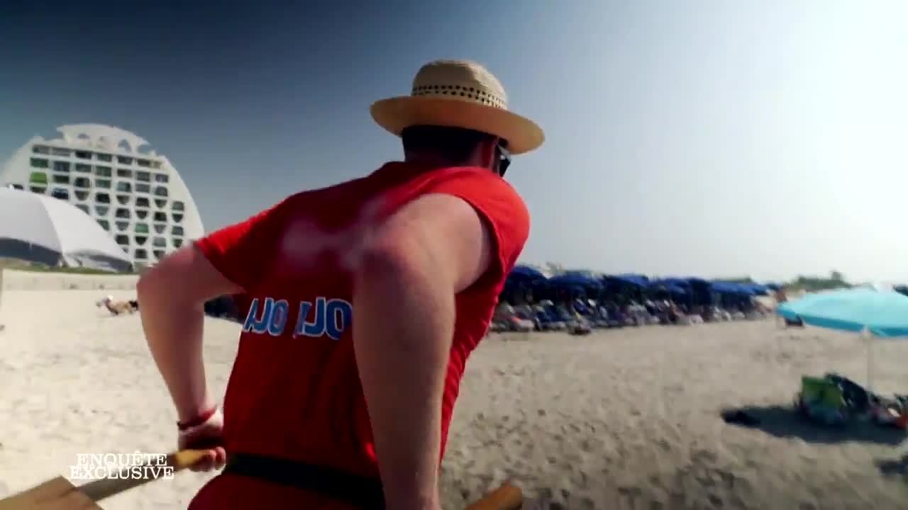 Exclu. Enquête exclusive (M6) : dur dur de vendre des boissons sur la plage par 46 degrés !