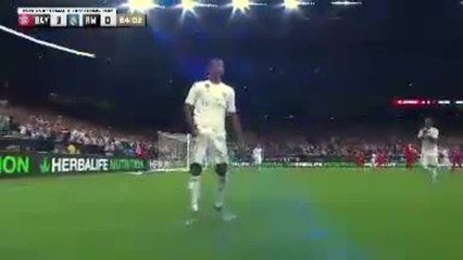 ICC - Le sublime coup-franc de Rodrygo contre le Bayern
