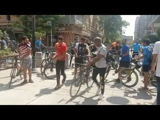 جولة بالدراجات في أول أيام عيد الأضحى: زهقنا من كورونا