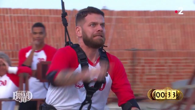 Fort Boyard : Keen'V surmonte sa phobie du vide, Olivier Minne et Valérie Damidot bluffés