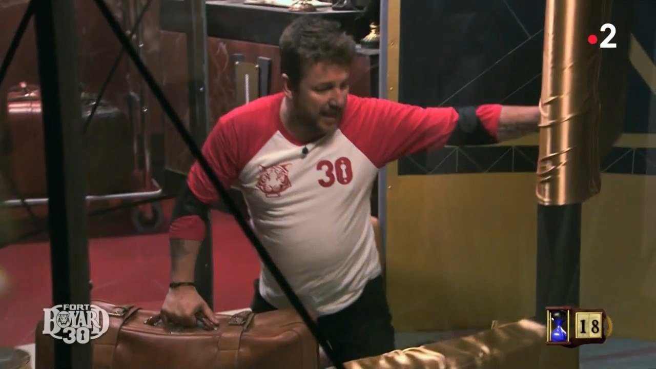 Fort Boyard : chutes en série pour Bruno Guillon dans l'épreuve du Grand Boyard Hotel