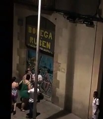 Vecinas se pelean en Raval de Barcelona